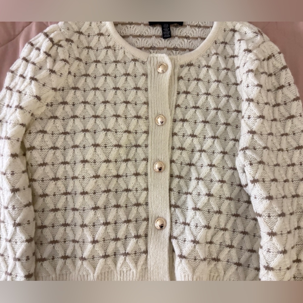 Women's Cream and Brown Sweater